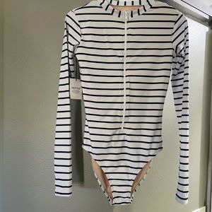 Nwt Mott surf suit swim white navy stripes S UPF
